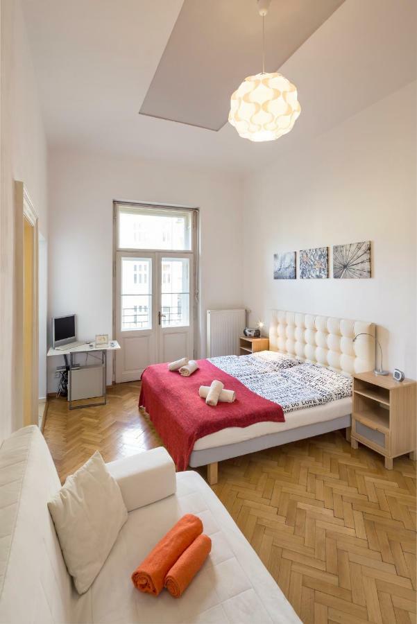 Dusni Apartments Praha Eksteriør bilde